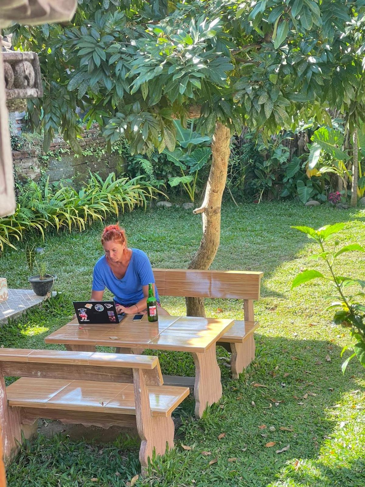 Raditya Homestay Mambal Bagian luar foto
