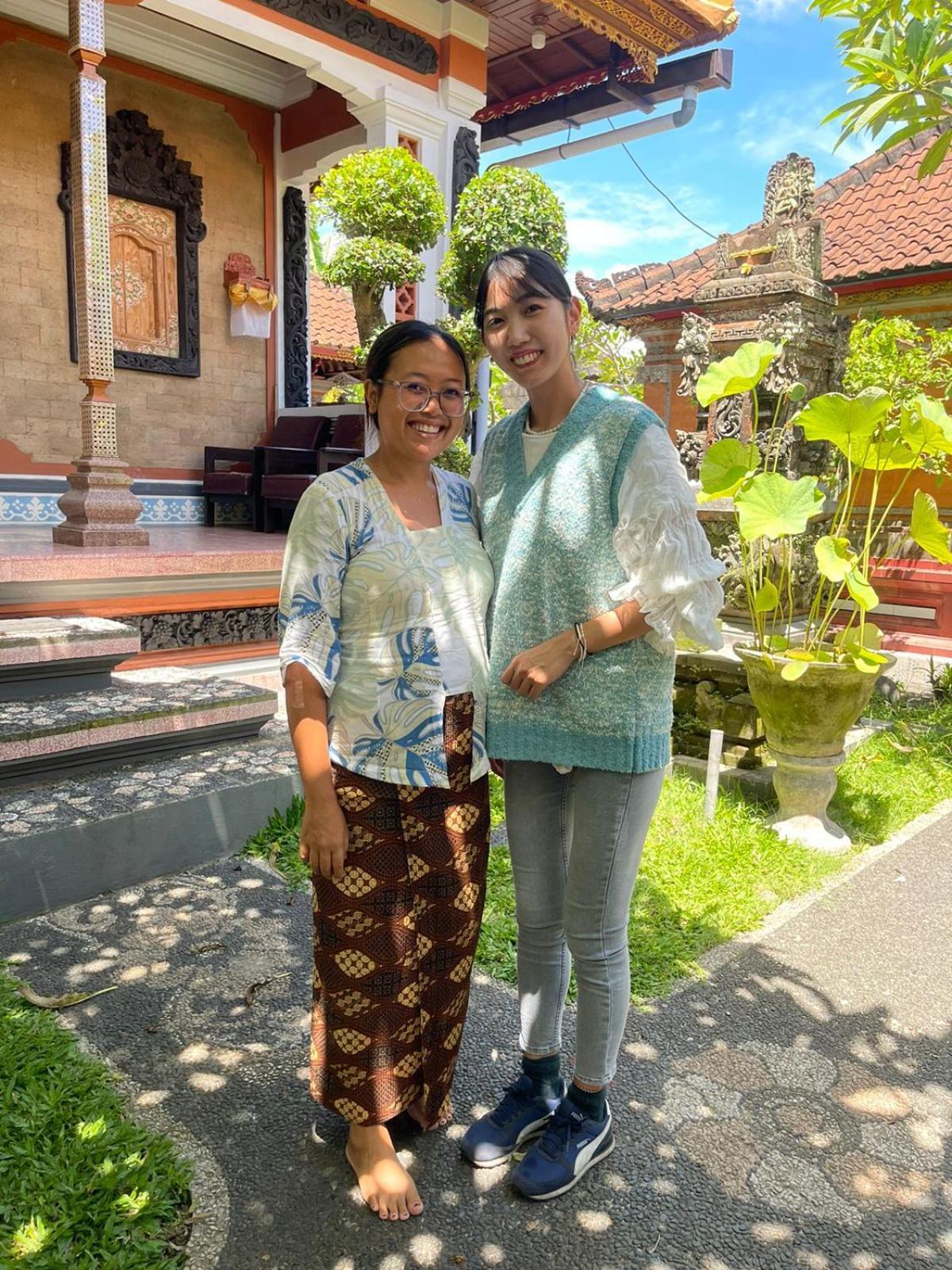 Raditya Homestay Mambal Bagian luar foto